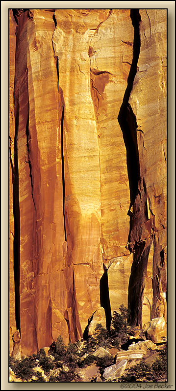 WC 137 - Sandstone at Sunset