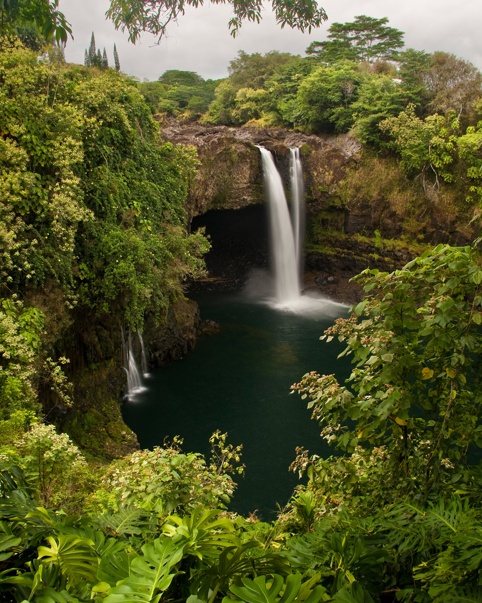 Rainbow Falls, HI