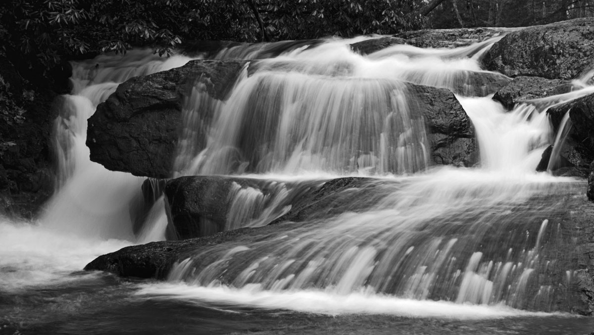 B&W falls
