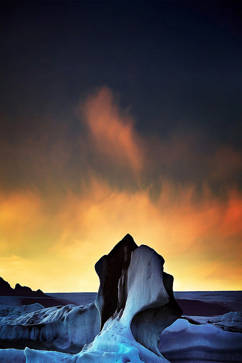 Dancing flames above Ice