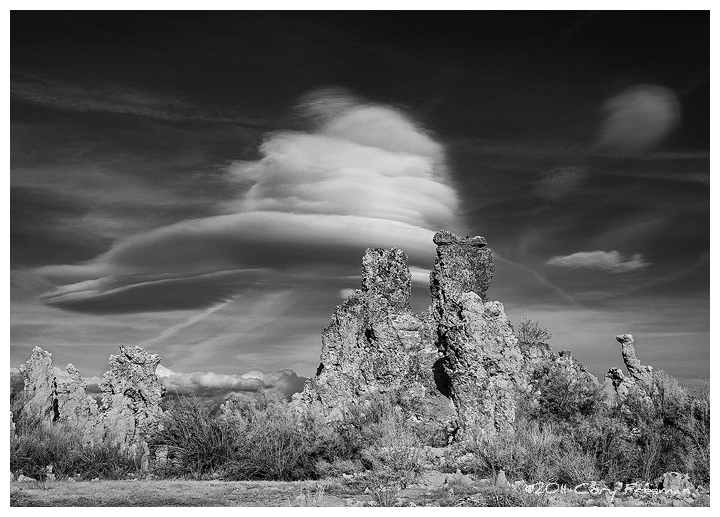 Lenticulars Over Tuffas
