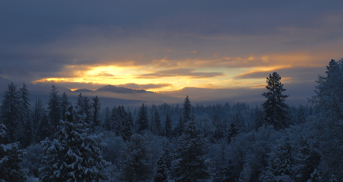 Siskiyou Snow Dusting