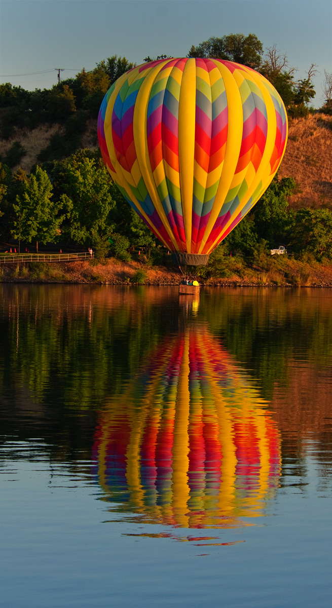 Balloon Boat