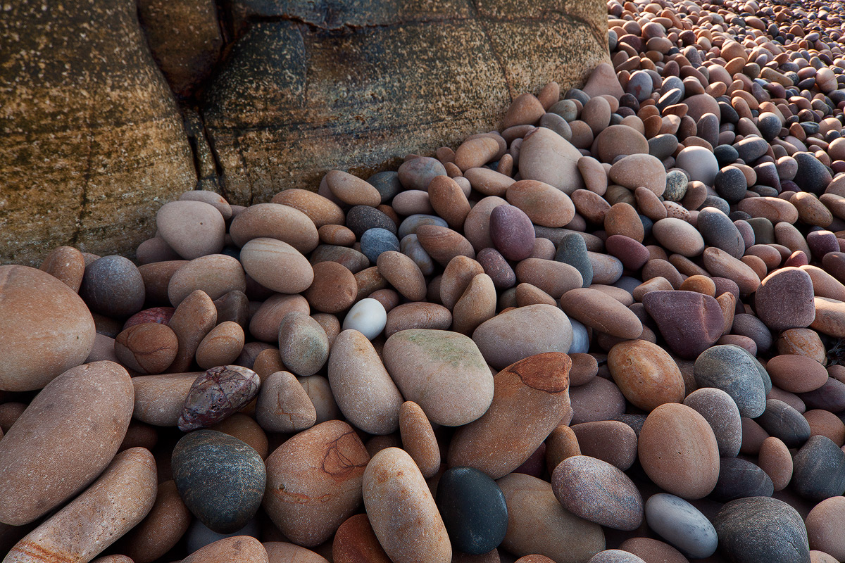 Hopeman Stones