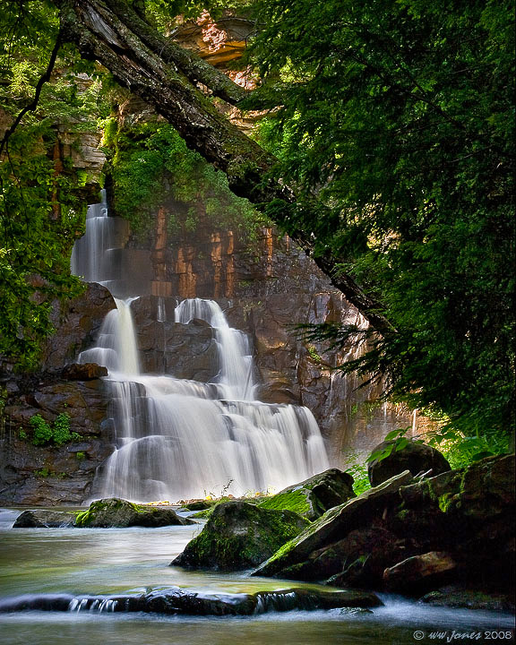 WC506 -Private Waterfall