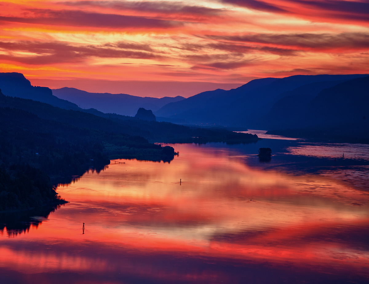 Columbia River Dawn