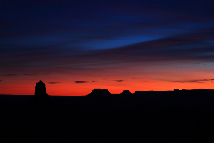 Canyonlands Light Show w/repost