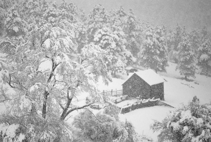 WC 521 Snowy Barn