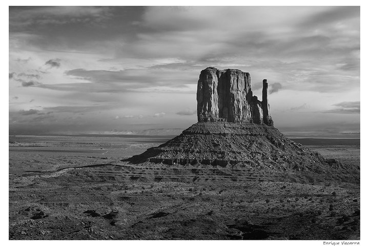 Monument Valley B&W