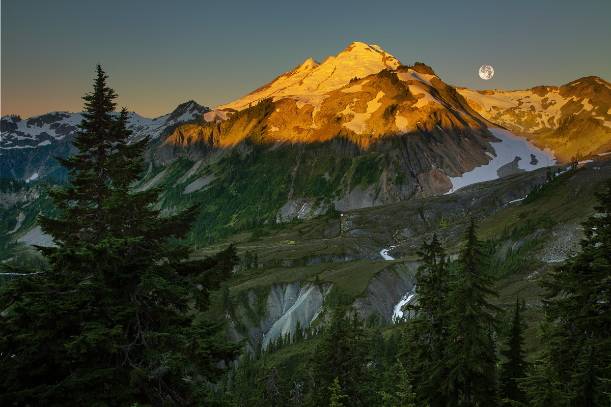 Baker, sunrise, moonset