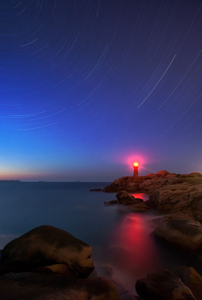 Lighthouse & Startrails