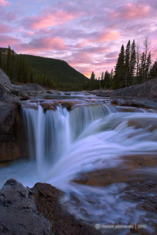 Elbow Falls
