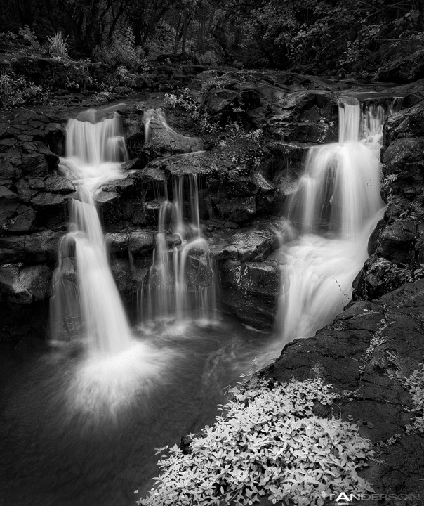 Ho'opi'i Falls in BW