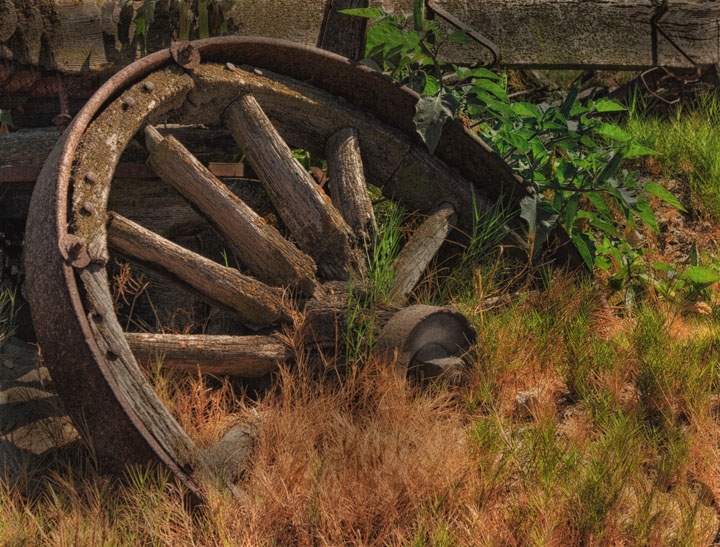 Old Wagon Wheel