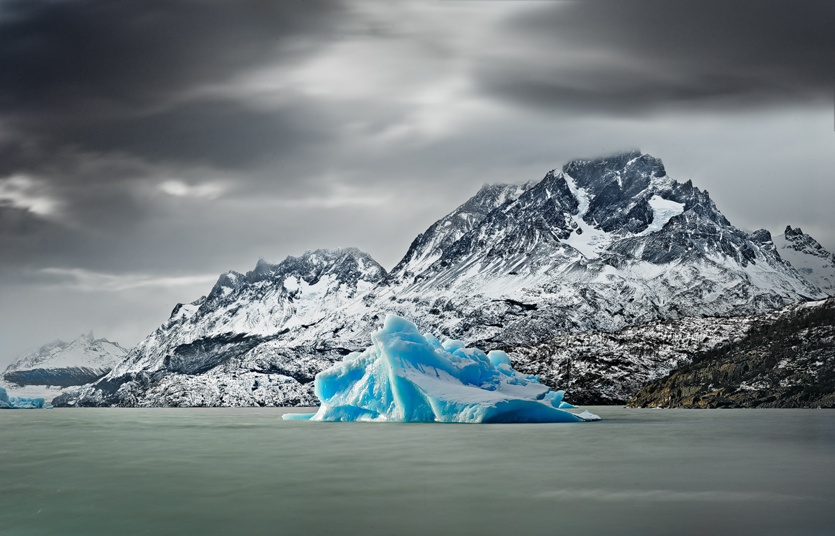 Lago Grey