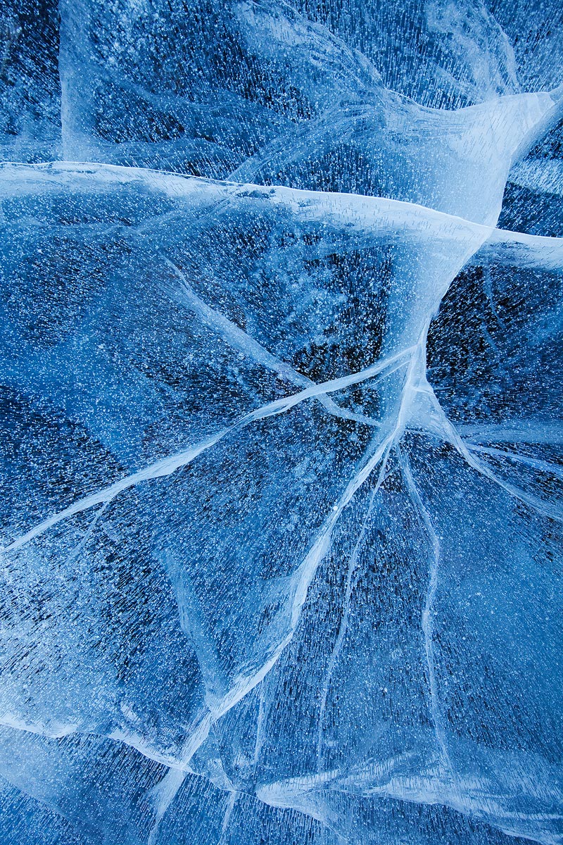 Frozen Lightning w/repost