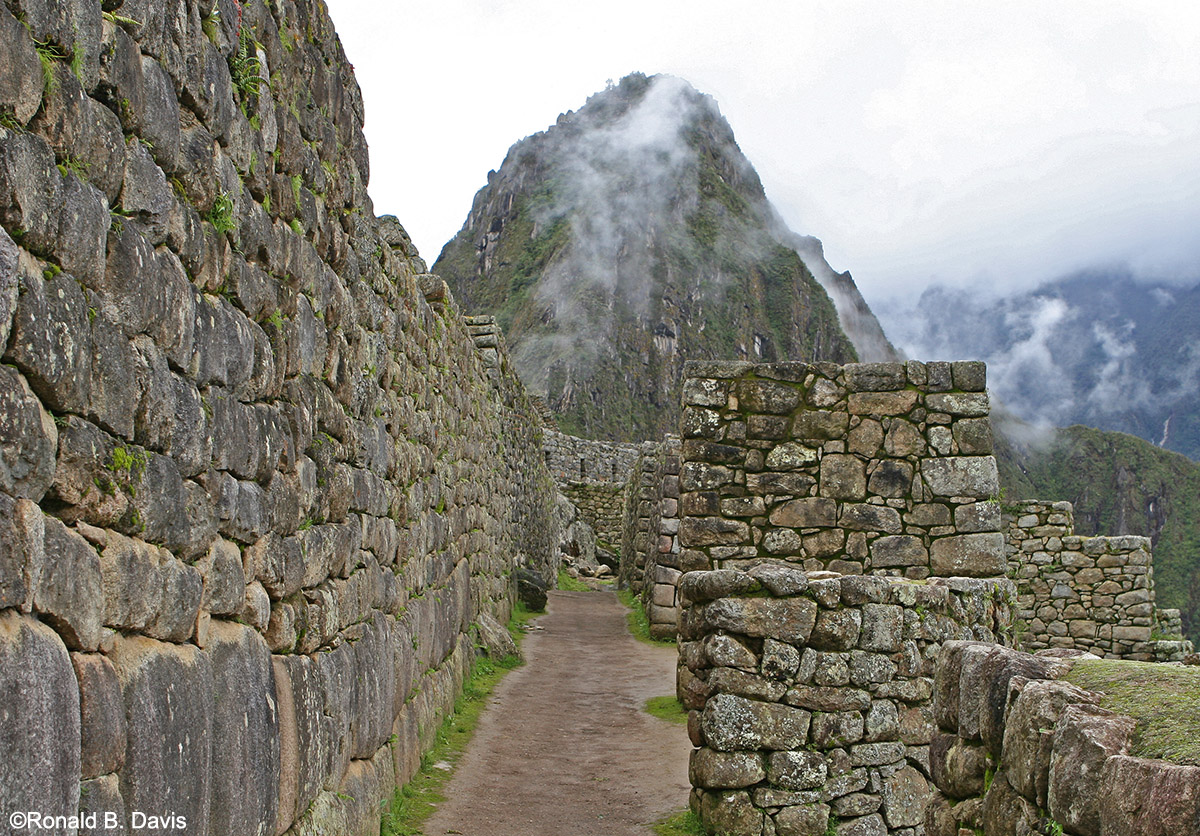 Pathway to Piton