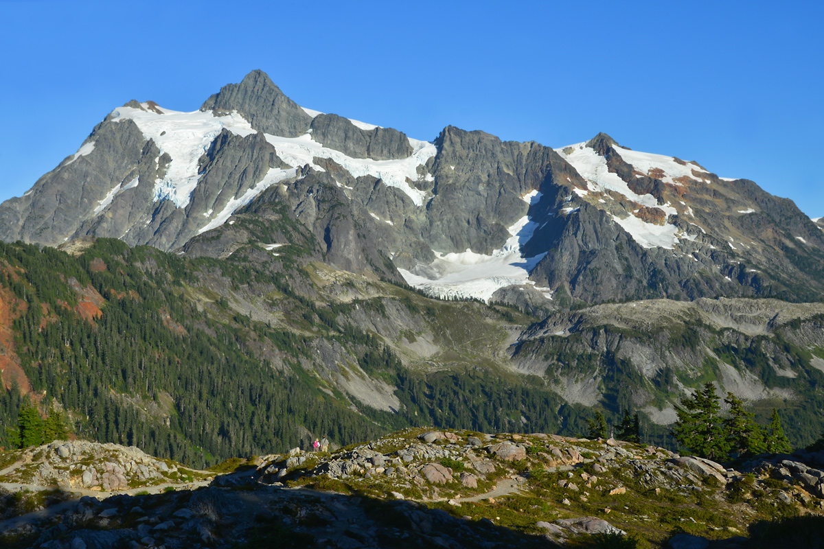 Acmiring Mt. Baker