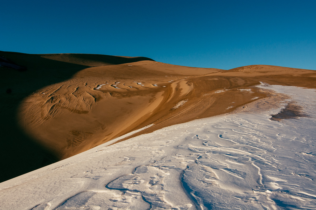 Dunes, snow