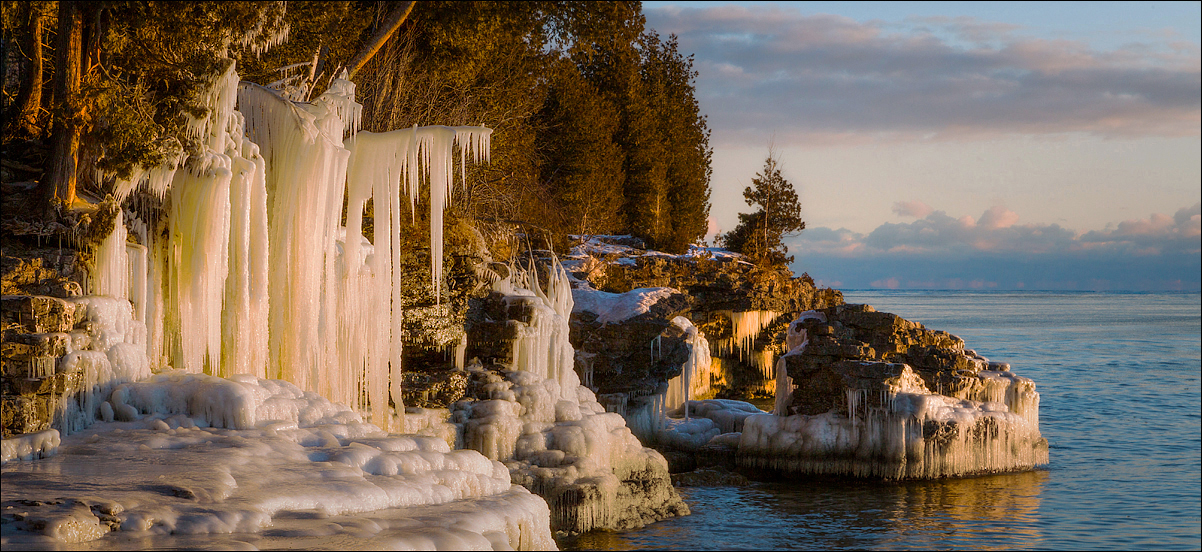 Cave Point 