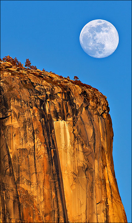 Moon Rise Over El Cap