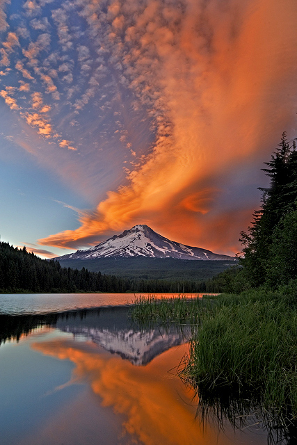 Mt Hood Ablaze W/REPOST