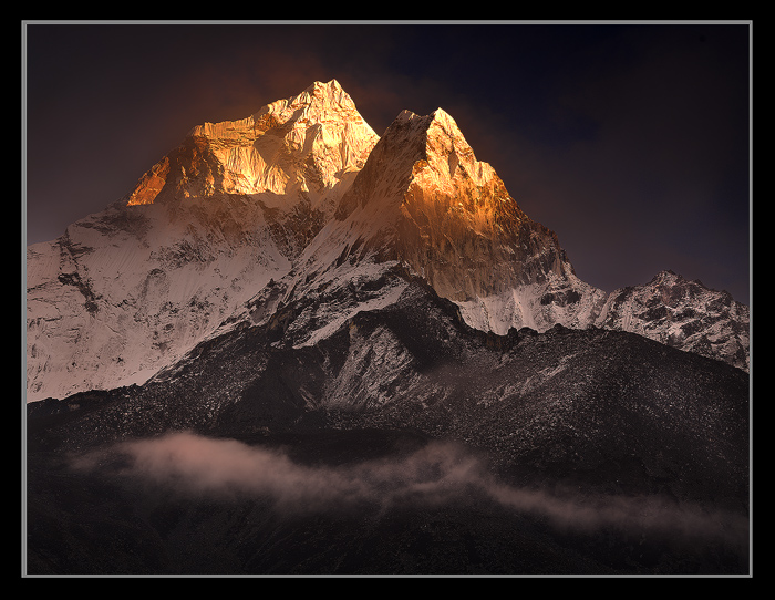 Photo of the Month 12/07 - Clearing Storm over Ama Dablam